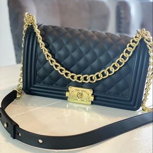 Shein Black/Gold Quilted Design Handbag